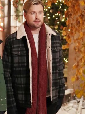 Falling for Christmas (2022) Chord Overstreet Wool Jacket